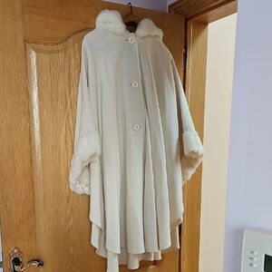Elegant White Faux Fur Trim Cape
